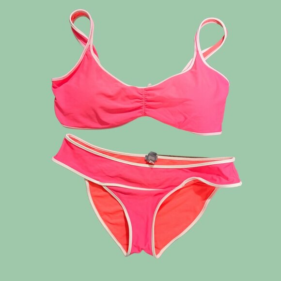 💖 Aerie Hot Pink Ruched Bikini Set with Contrast Trim (Top XL / Bottom M) - Picture 2 of 11